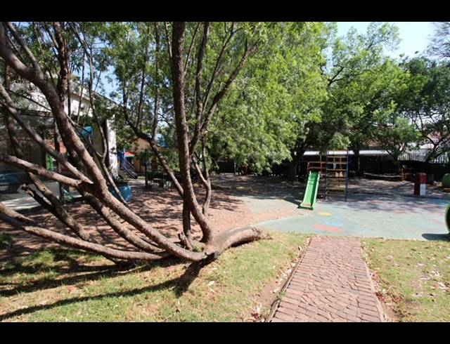 4,000M² BUILDING FOR SALE IN ORANGE GROVE